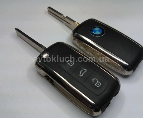 Vykidnoj kljuch BMW s knopkami